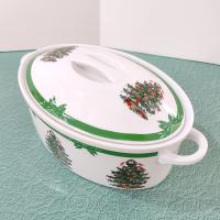 Vintage Yule Tide Ceramic 2.5 Quart Covered Casserole Dish, Georges Briard Christmas Holiday Serving Ware