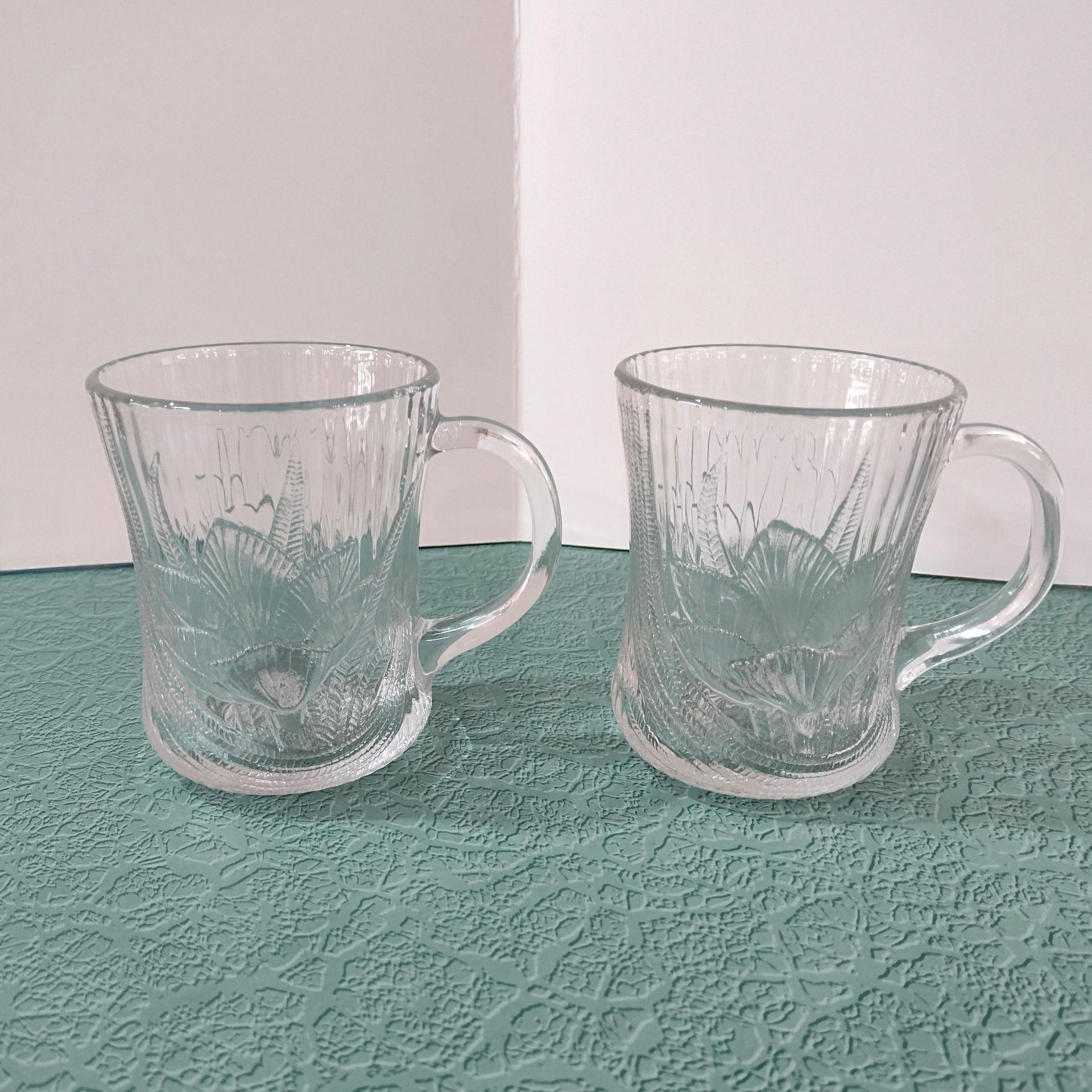 Vintage Arcoroc Canterbury Crocus Coffee Tea Mugs, Set of Two