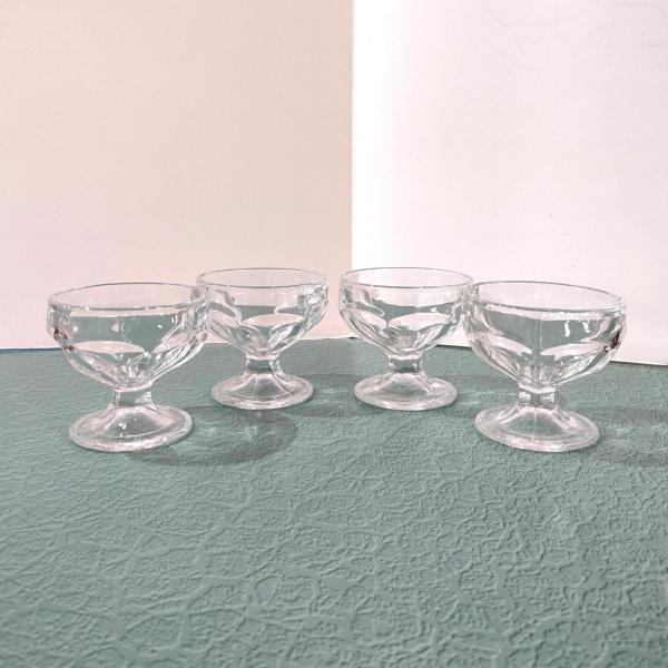Vintage Federal Glass Footed Dessert Coupes, Set of 4, Pressed Glass Ice Cream Bowls Dishes, FEG15 Pattern