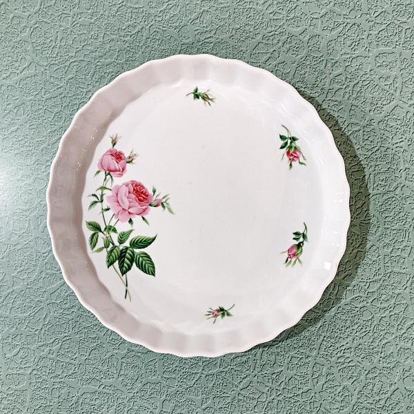 Vintage Christineholm Rose Quiche Pie Plate Dish