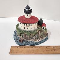 Vintage Eldred Rock Alaska Lighthouse Figurine, 2000 Harbor Lights #257 Younger and Associates