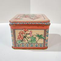 Vintage 1977 Hallmark Kitten Cat and Flowers Square Metal Storage Tin, Cat Treat Container