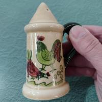 Vintage Homestead Provincial Metlox-Poppytrail-Vernon Ceramic Salt and Pepper Shakers Set, Country Farmhouse Chicken Hen Rooster Shaker Set