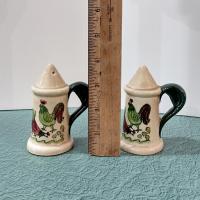 Vintage Homestead Provincial Metlox-Poppytrail-Vernon Ceramic Salt and Pepper Shakers Set, Country Farmhouse Chicken Hen Rooster Shaker Set