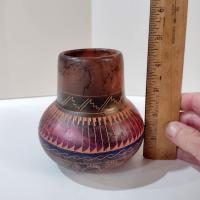 Vintage Sylvia Johnson Navajo Etched Horsehair Pottery Vase, Authentic Signed Native American Indian Ceramic Pot