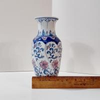 Vintage Oriental Asian Ceramic Flower Vase with Pink and Blue Rose Design