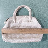 Vintage Nine West Ivory Satin Embroidered Floral Quilted Shoulder Bag