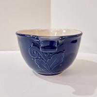 Vintage Pfaltzgraff Weir in Your Kitchen Chicory Small Batter Bowl, Blue and White Ceramic Mixing Bowl with Pour Spout