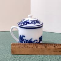 Vintage Williams Sonoma Flow Blue Floral Mugs with Lids, Set of Two