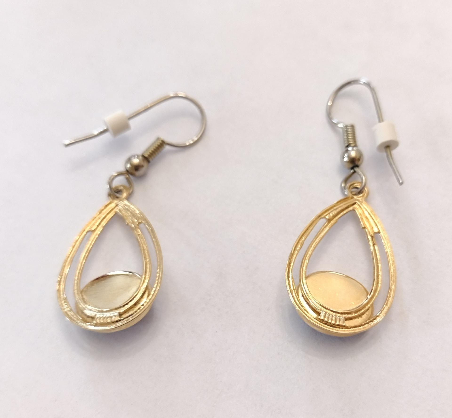 Vintage Gold Foiled Glass Teardrop Dangle Earrings