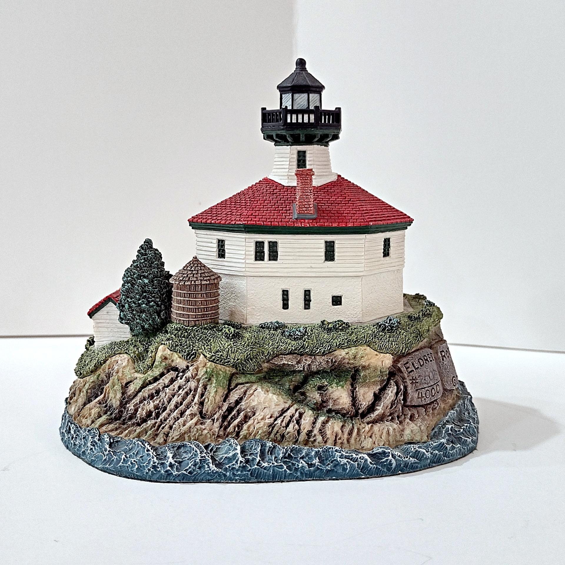 Vintage Eldred Rock Alaska Lighthouse Figurine, 2000 Harbor Lights #257 Younger and Associates