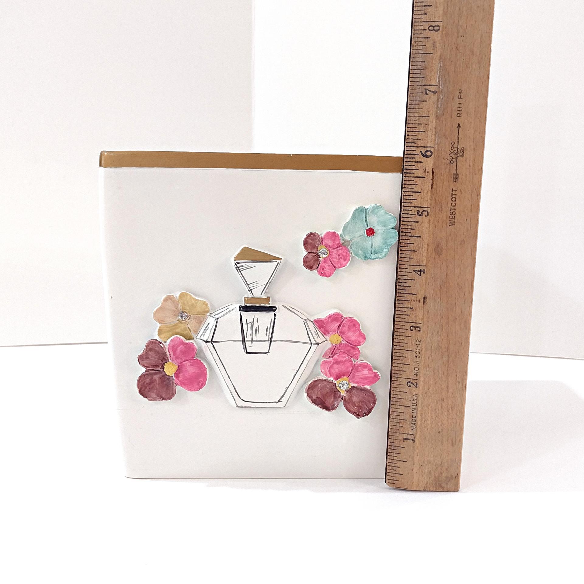 Vintage Avanti Dream Big Tissue Box Cover Holder, Perfume Bottle and Flowers Design Bathroom Decor