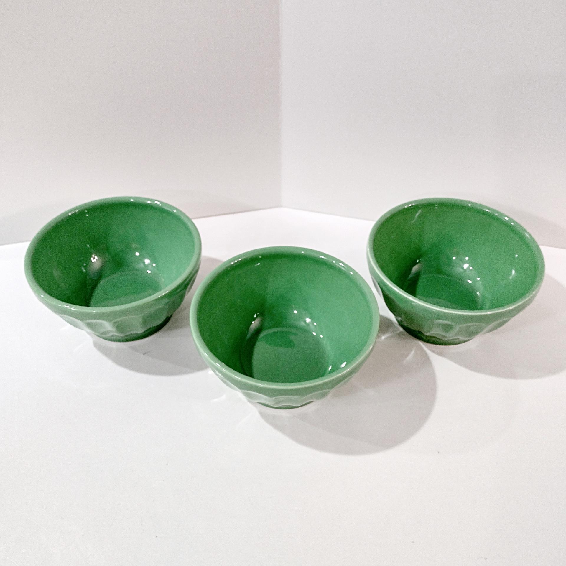 Vintage Anthropologie Kelly Green Biscuit Latte Bowls, Set of Three, Ceramic Cereal Soup Noodle Bowls