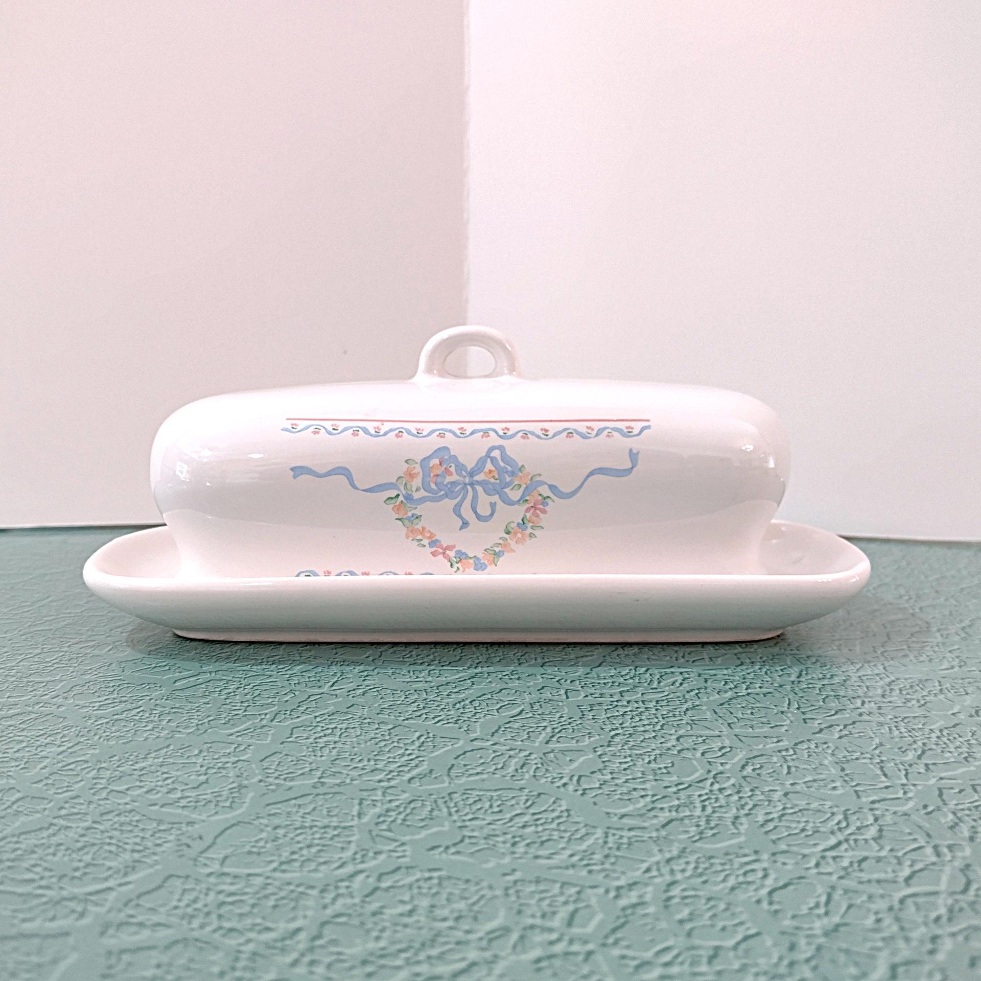 Vintage Blue Bows and Ribbons Country Farmhouse Ceramic Butter Dish