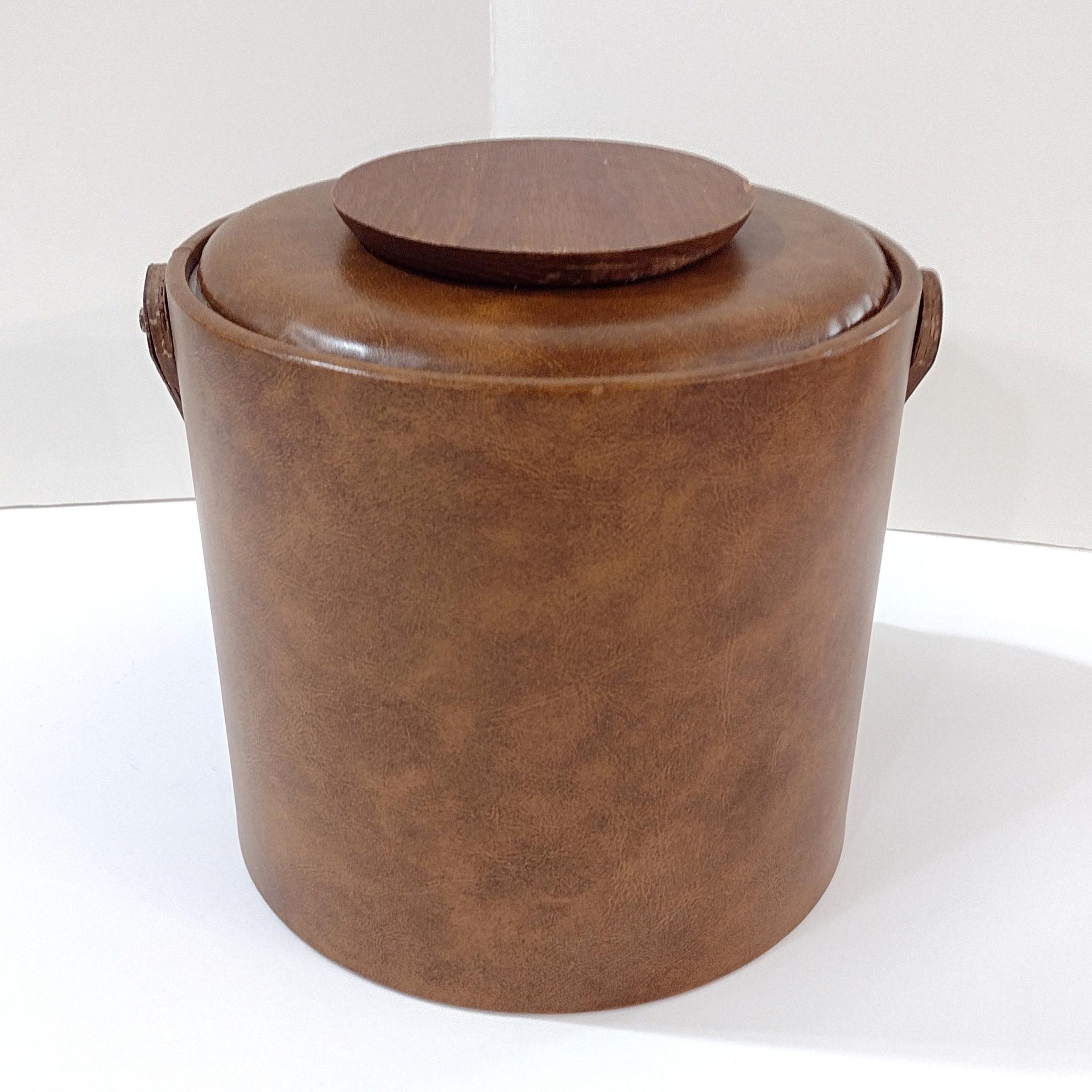 Vintage Georges Briard Faux Leather Vinyl Insulated Ice Bucket with Wooden Handle, 1970's Retro Barware