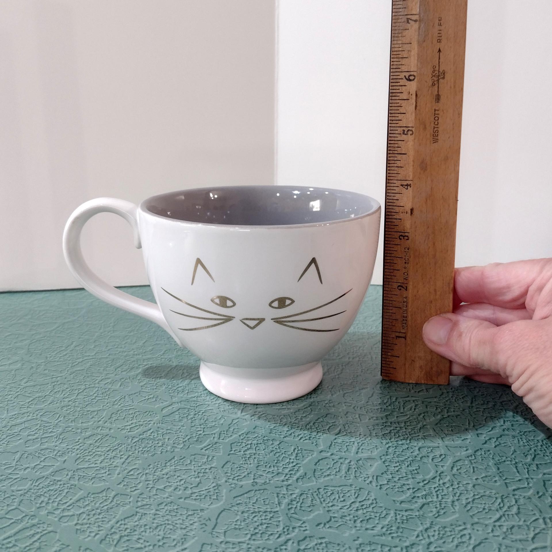 Ceramic Kitty Cat Face 16 Ounce Oversized Coffee Tea Mug with Gold Heart