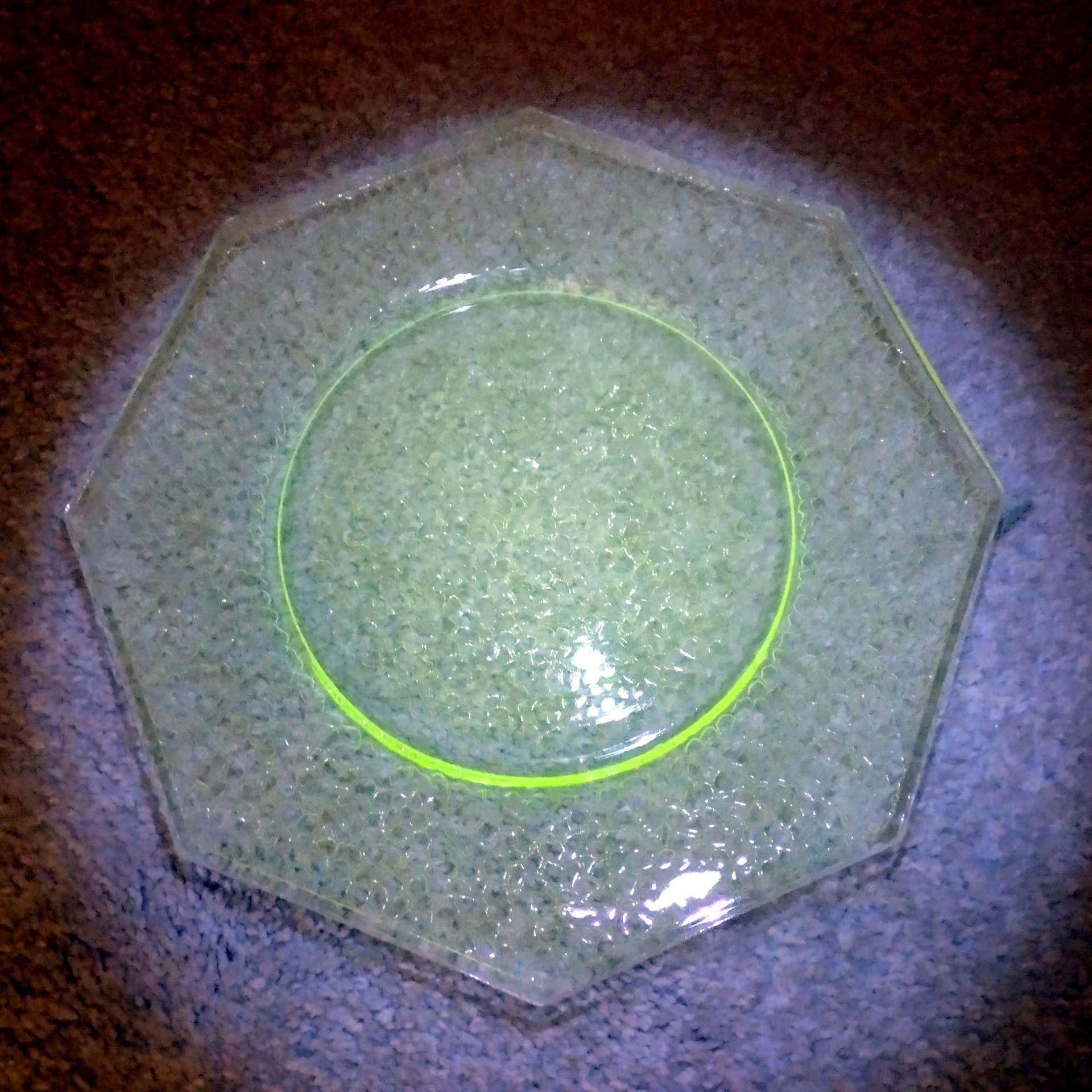 Vintage L. E. Smith Glass By Cracky Clear Octagonal Luncheon Salad Plates, Set of 6, UV Reactive 1920's Glassware