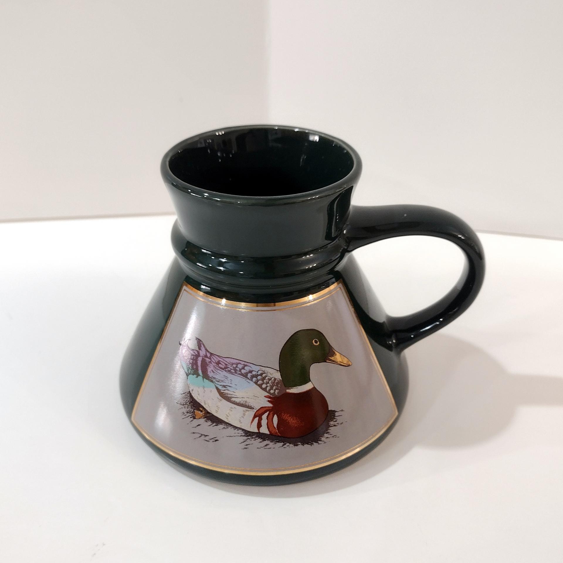 Vintage Mallard Duck Pyramid Coffee Tea Mug, Wide Base 16 Ounce Green Ceramic Coffee Mug