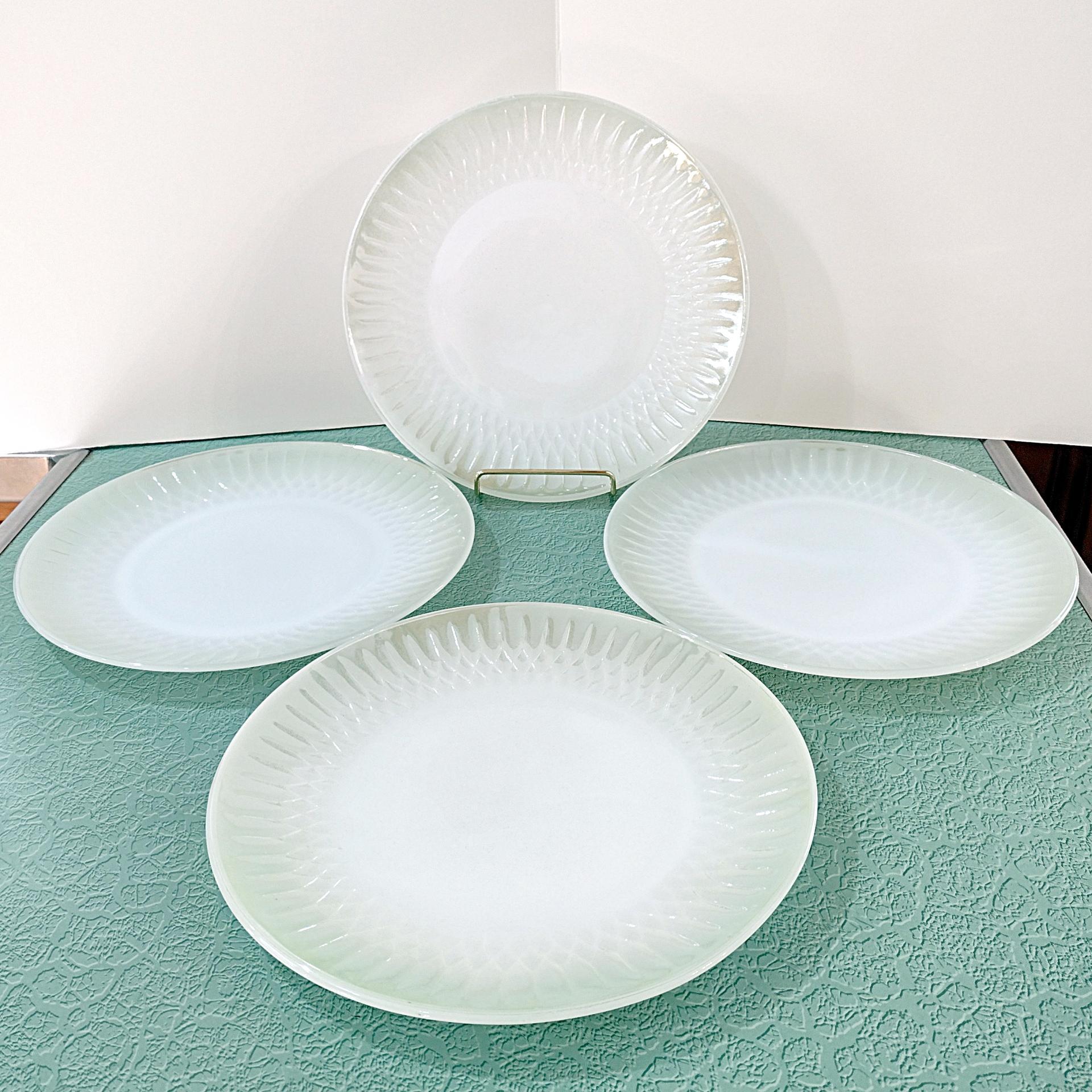 Vintage Federal Glass Moonglow Green Dinner Plates, Set of 4, MCM Iridescent Glass Plates