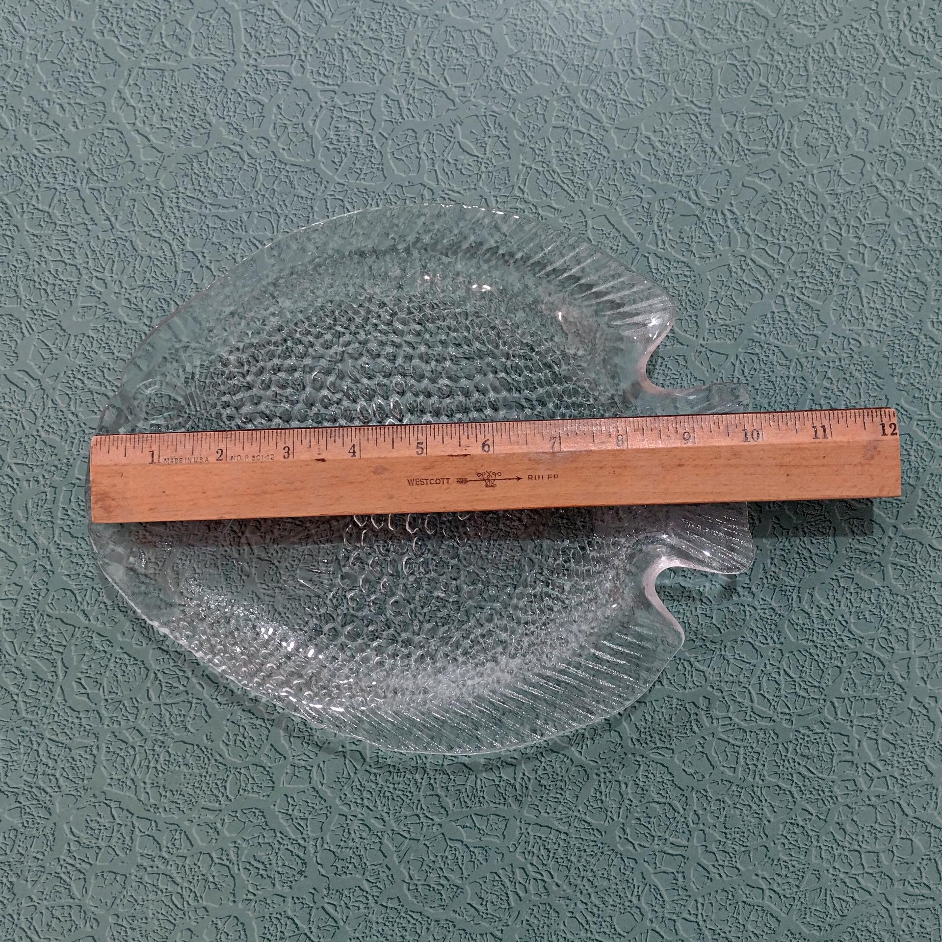Vintage Arcoroc Poisson Clear Fish Shaped Dinner Plates, Set of Four