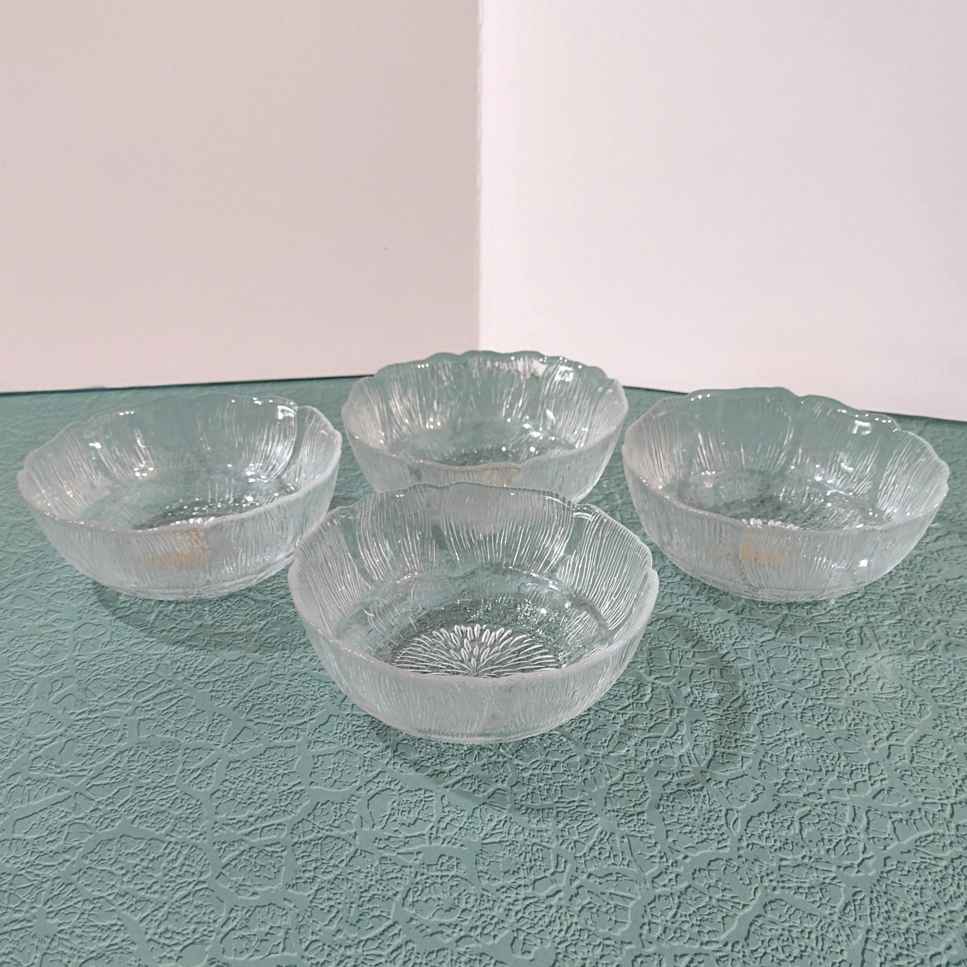 Vintage NEW Arcoroc Fleur Cupped Fruit Dessert Bowls, Set of 4