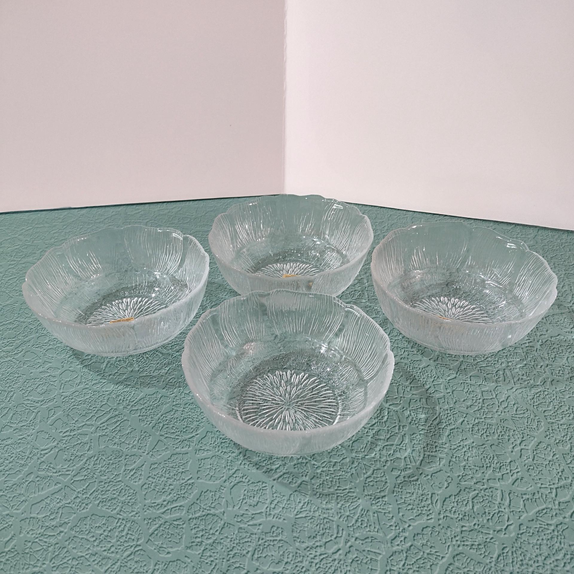 Vintage NEW Arcoroc Fleur Cupped Fruit Dessert Bowls, Set of 4