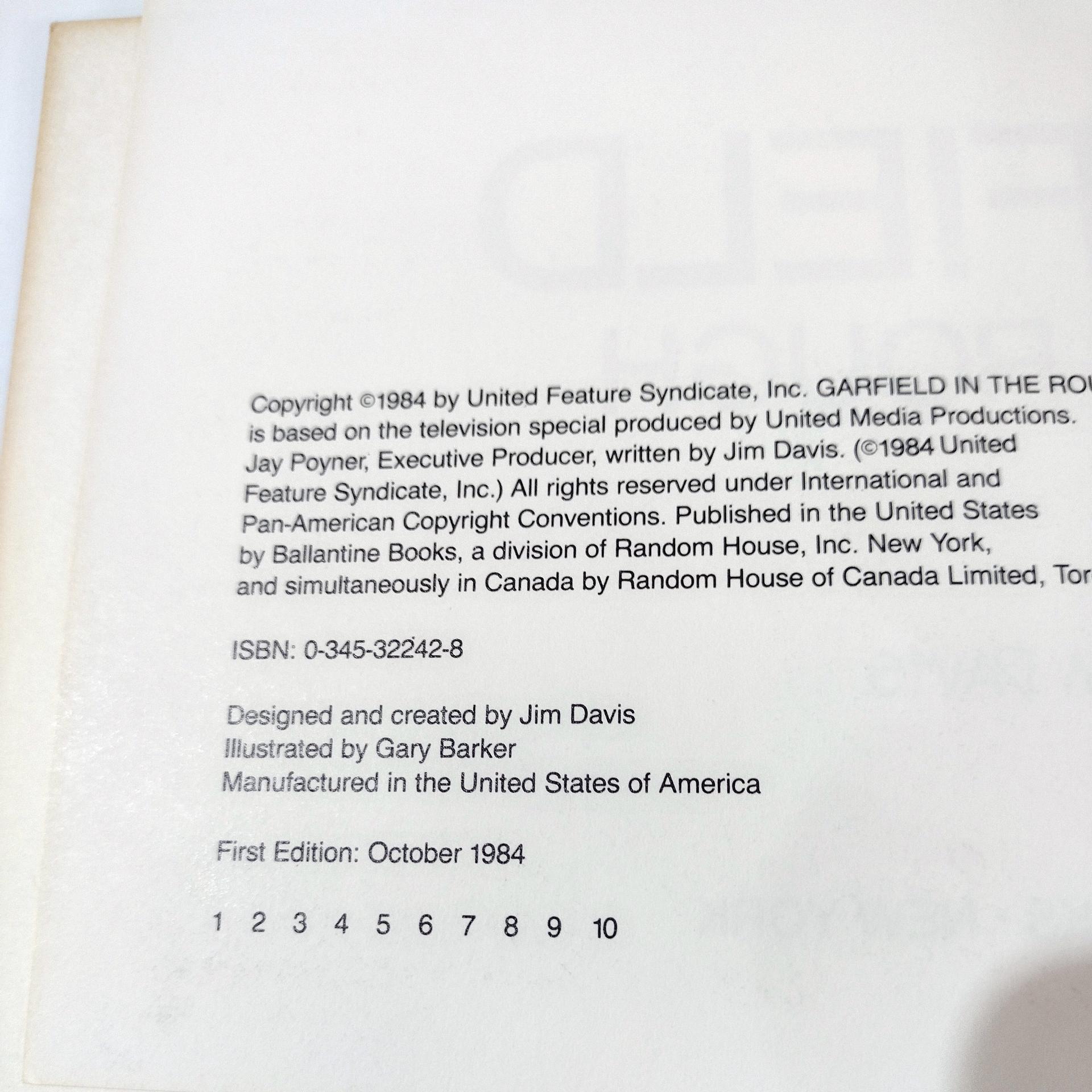 Vintage First Edition Garfield Comic Books, Set of Three