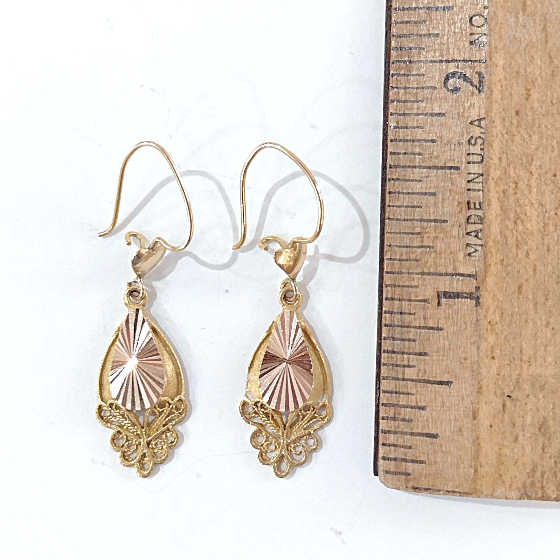 Vintage 22K Gold Filagree Sunburst Dangle Drop Earrings with Heart Accents