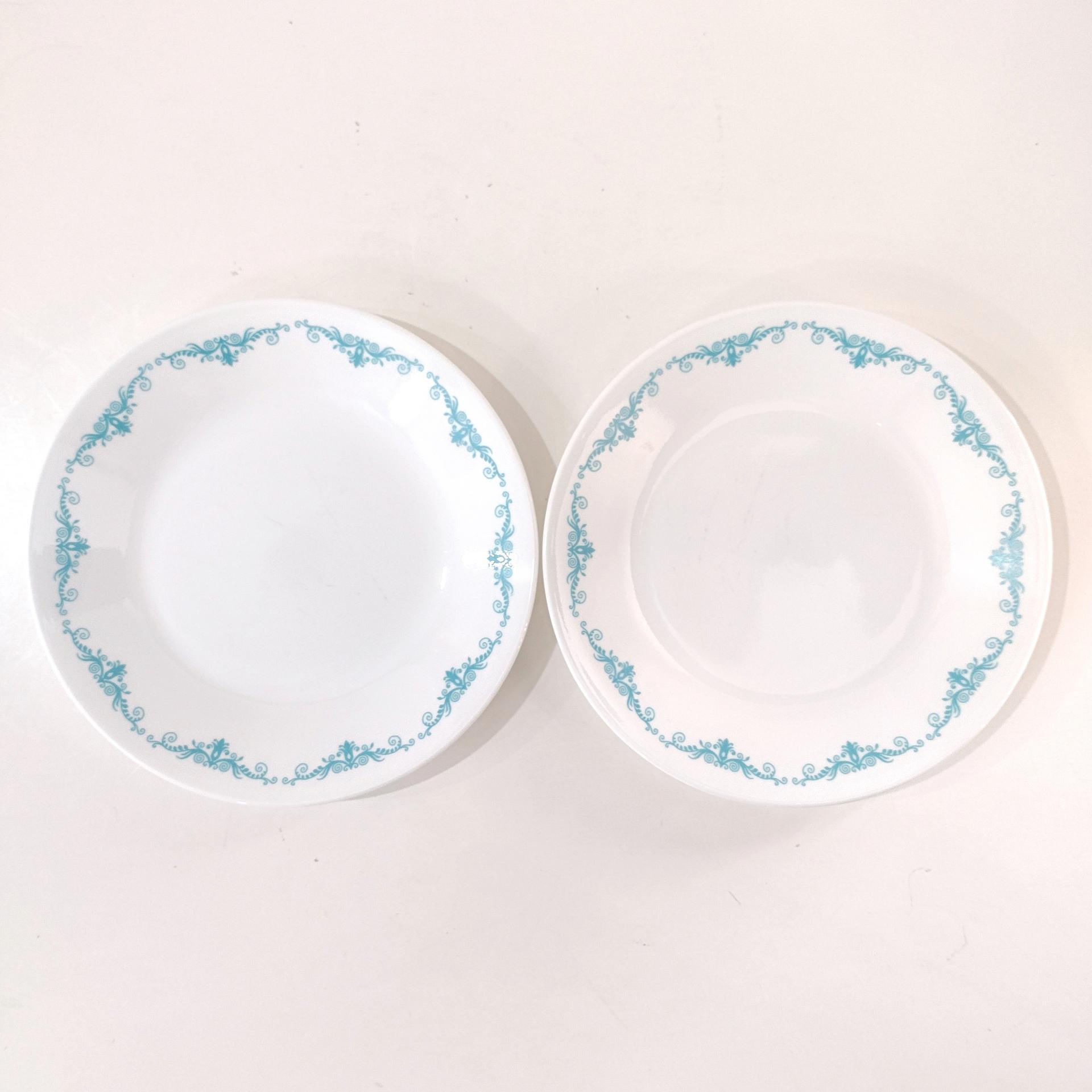  Vintage Corelle Garden Lace Bread Appetizer Snack Plates, Set of 2