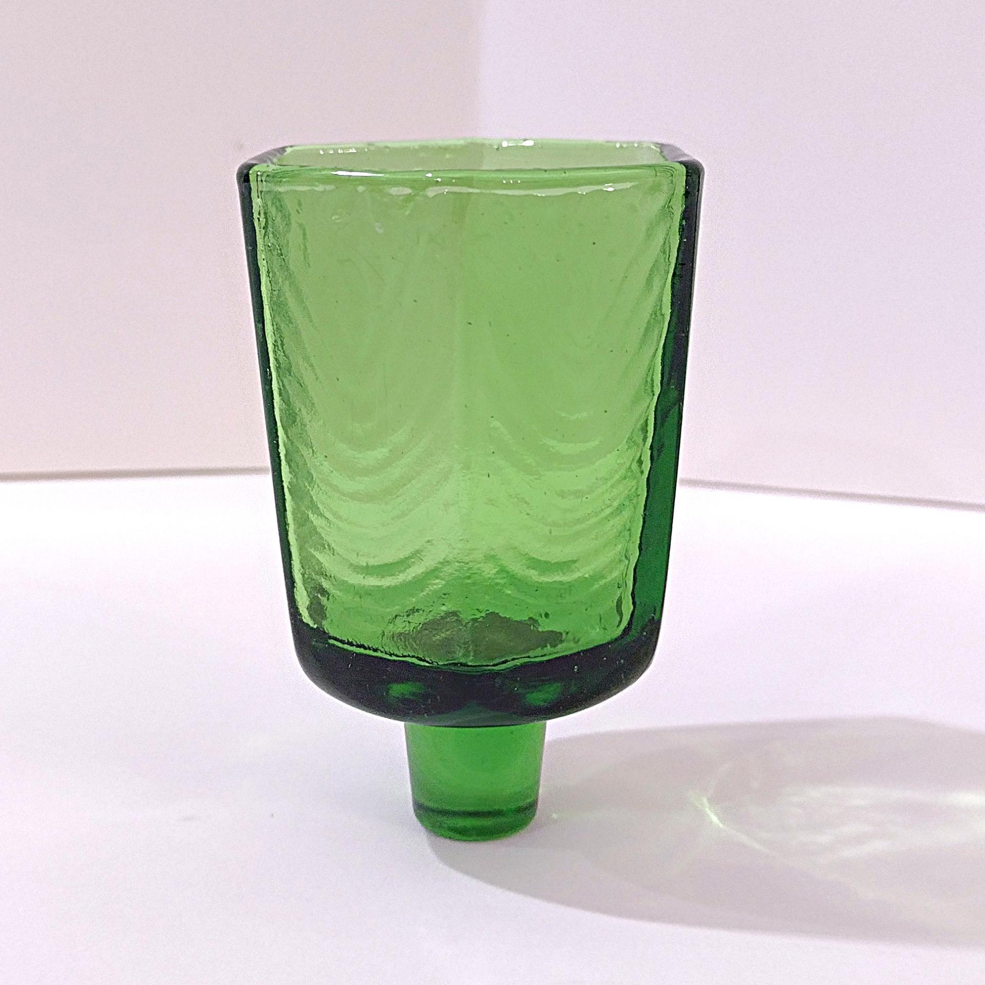 Vintage Green Hexagonal Sconce Pegged Votive Candle Cup