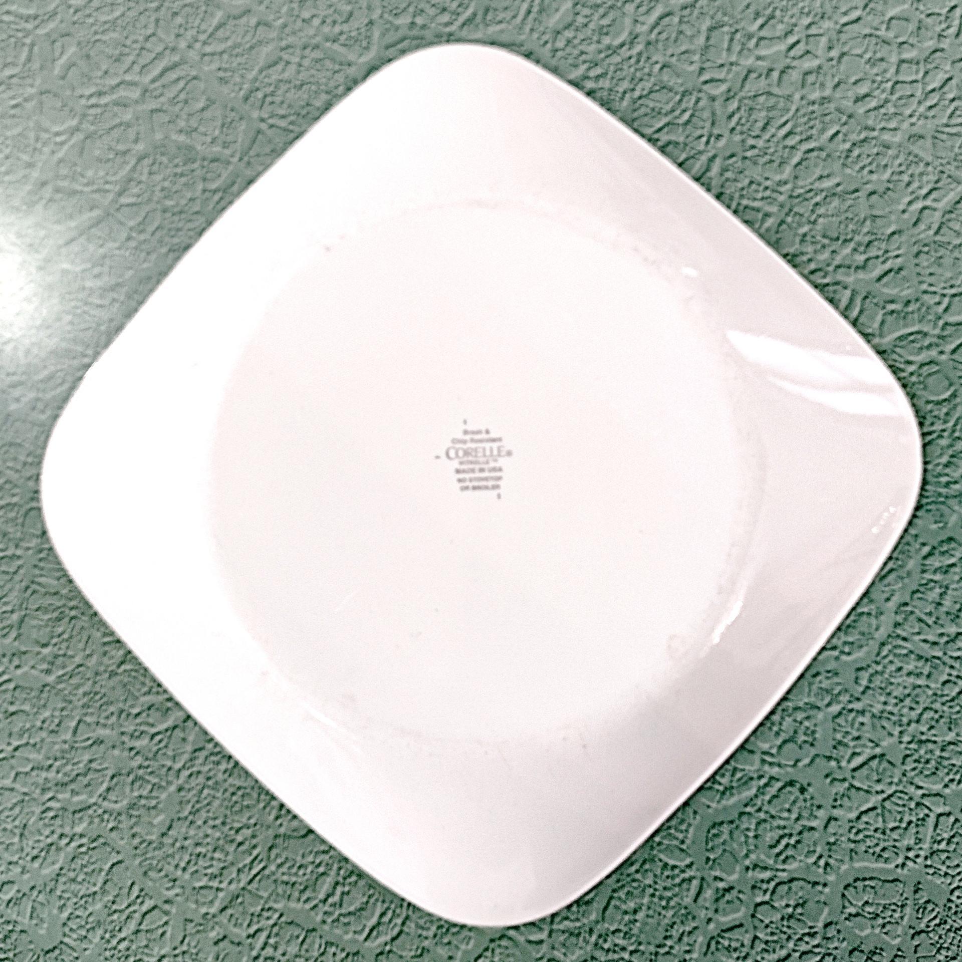 Vintage Corelle Happy Days 9 Inch Square Luncheon Plates, Set of 3