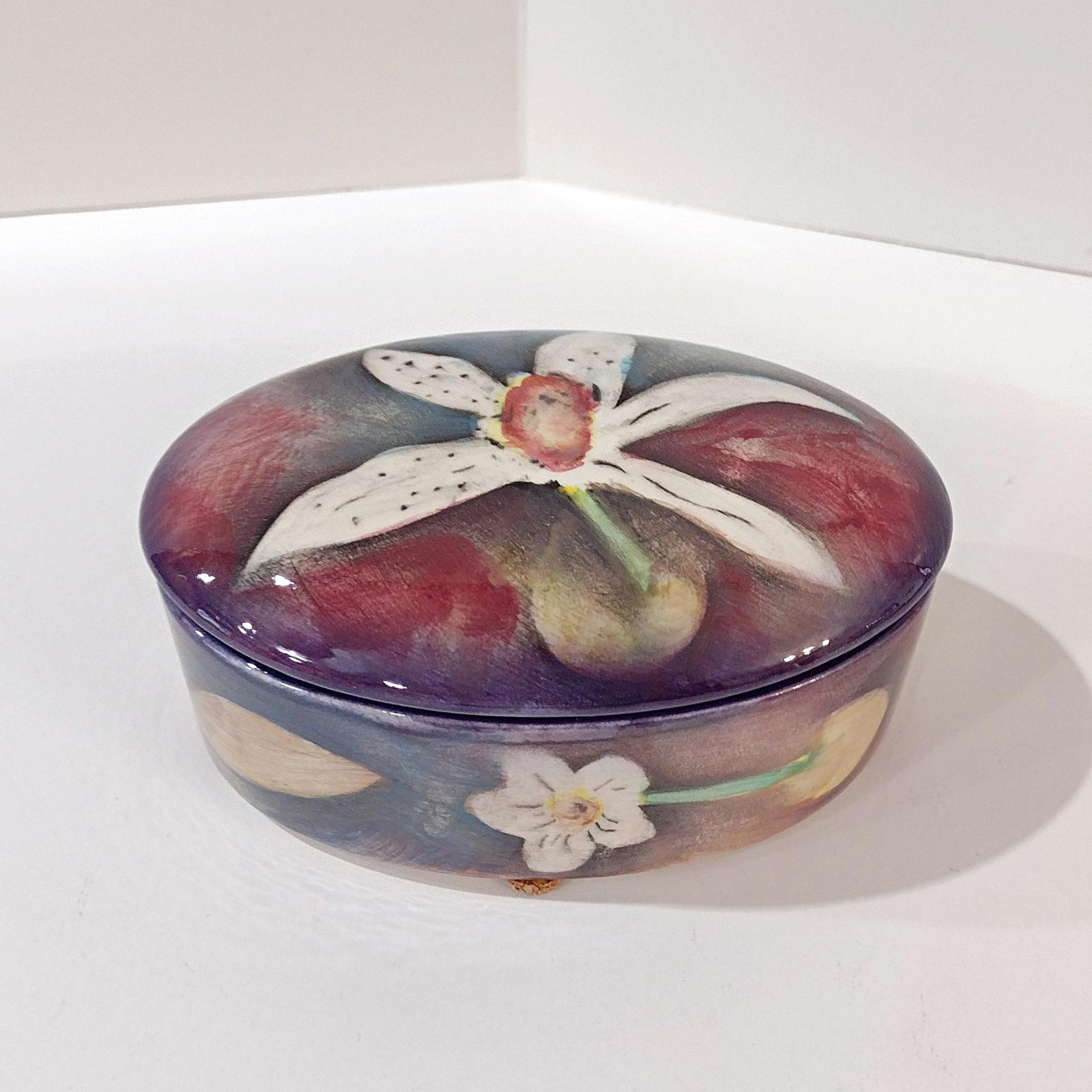 Vintage Signed Harris Cies Covered Ceramic Trinket Jewelry Dish with Floral Design, Post Modern Studio Pottery