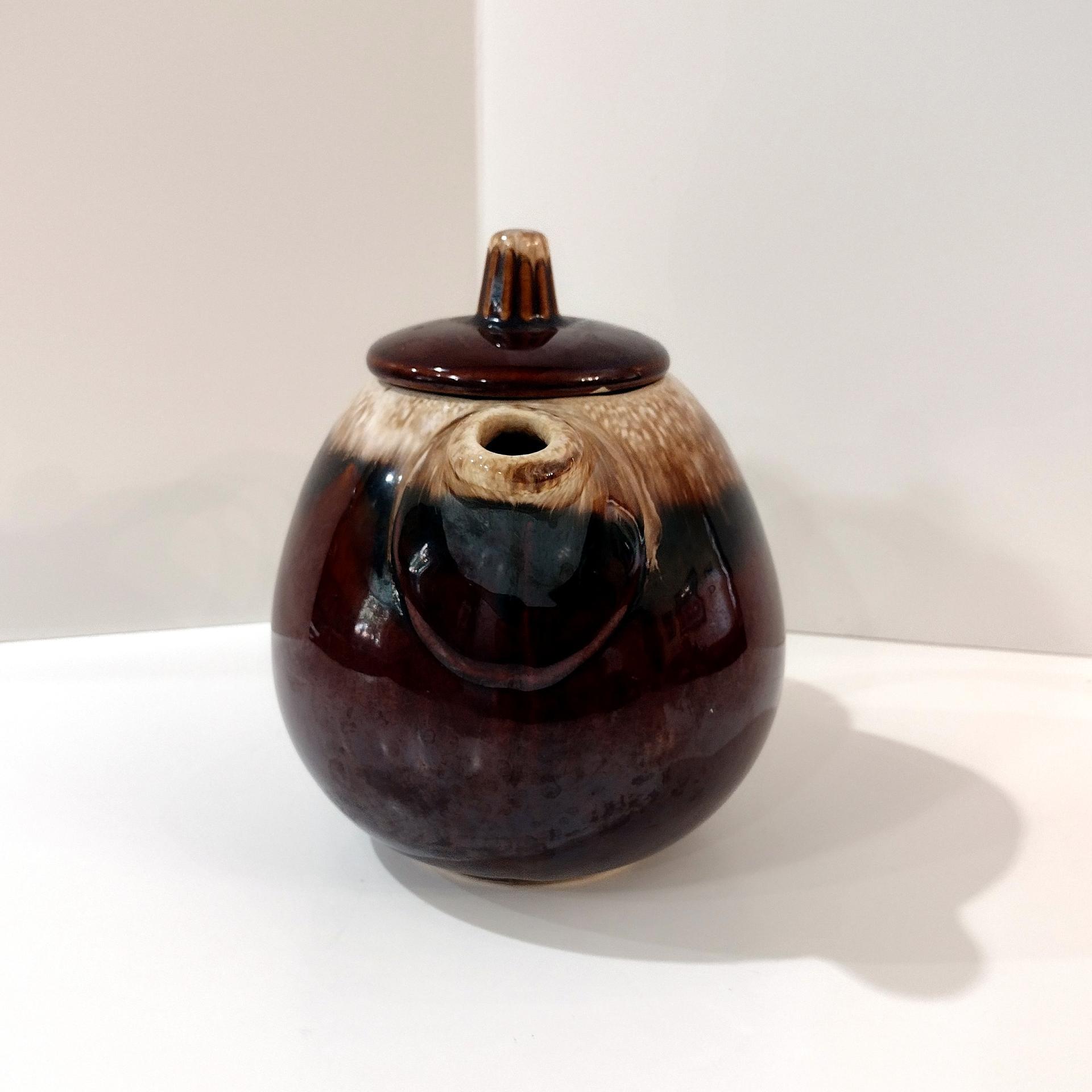 Vintage Hull Pottery Brown Drip Glaze Ceramic Teapot with Lid