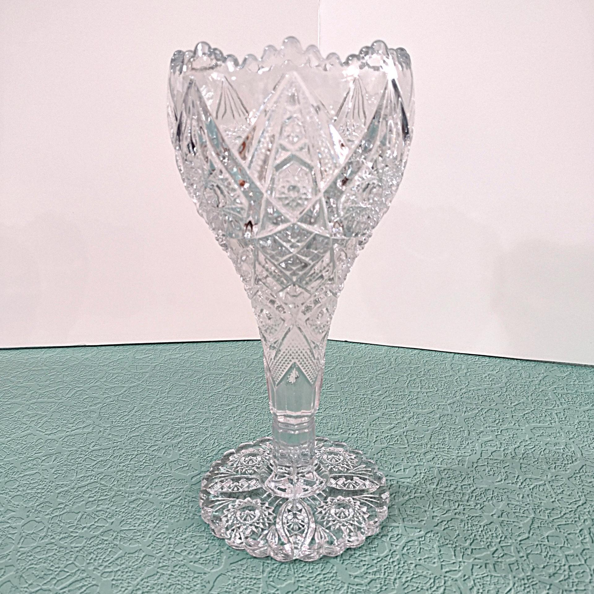 Vintage Imperial NuCut 404 Thunderbolt Nine Inch Clear Glass Bouquet Vase, Imperial Glass Collectors Crystal Series Vase