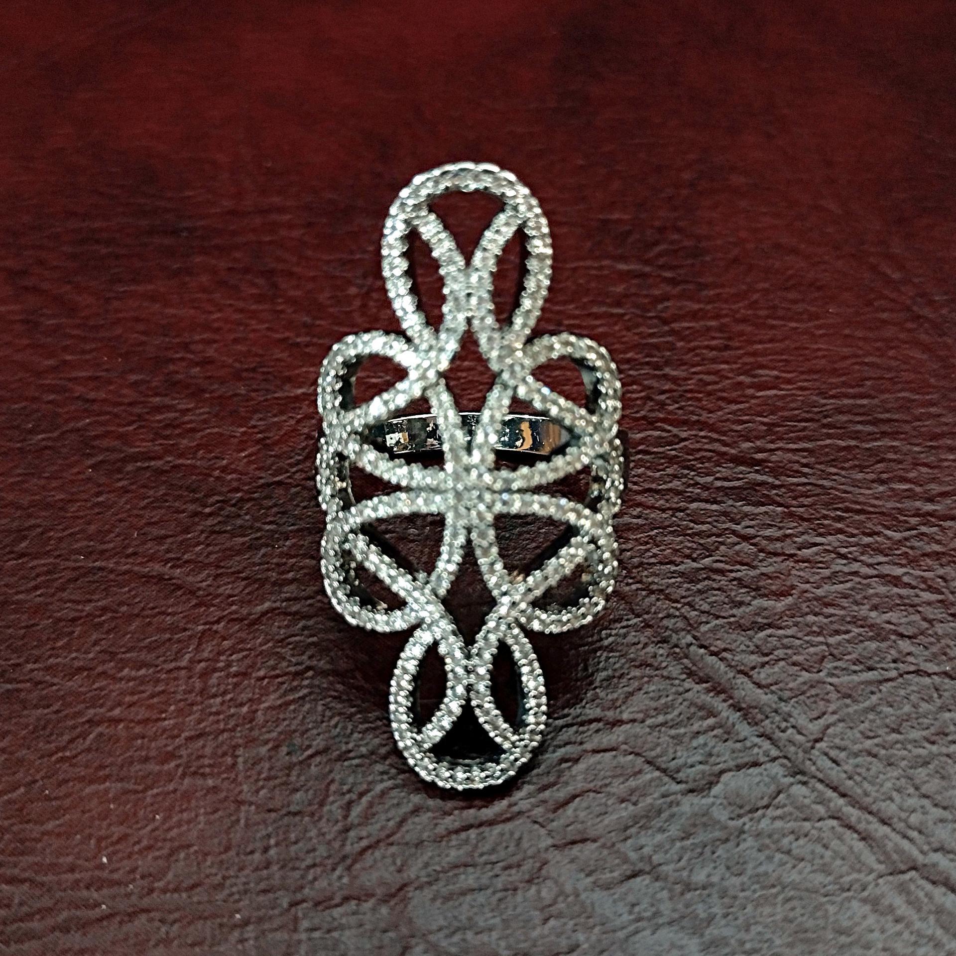 Vintage Silver CZ Celtic Infinity Knot Statement Knuckle Ring, Size 7, Irish Jewelry Cocktail Ring