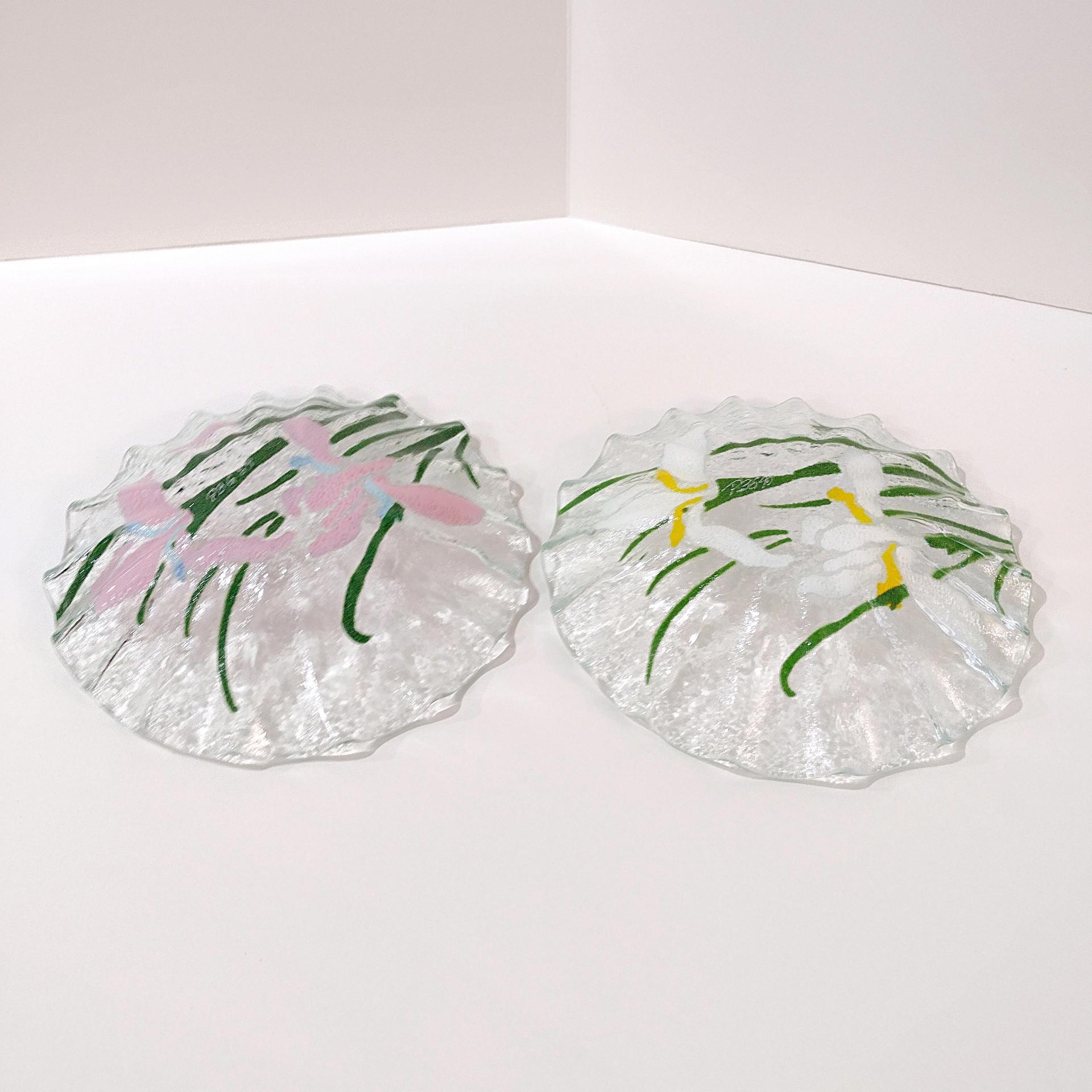 Vintage Sydenstricker Fused Glass Ruffled Floral Iris Bowls, Set of Two, Pink and White Iris Bowls