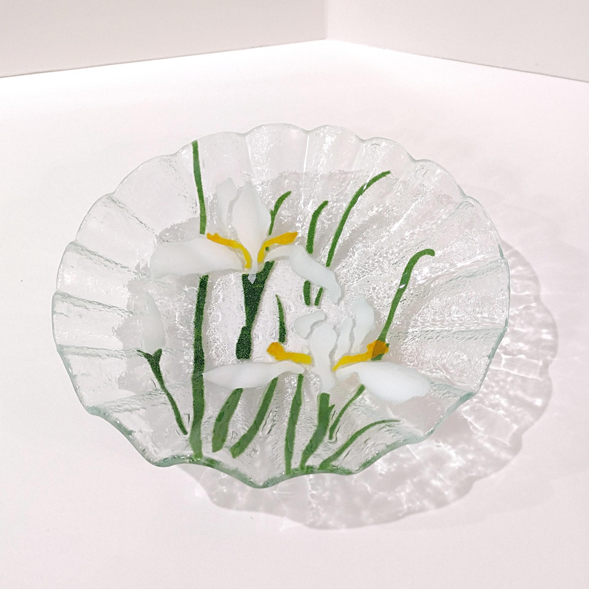 Vintage Sydenstricker Fused Glass Ruffled Floral Iris Bowls, Set of Two, Pink and White Iris Bowls