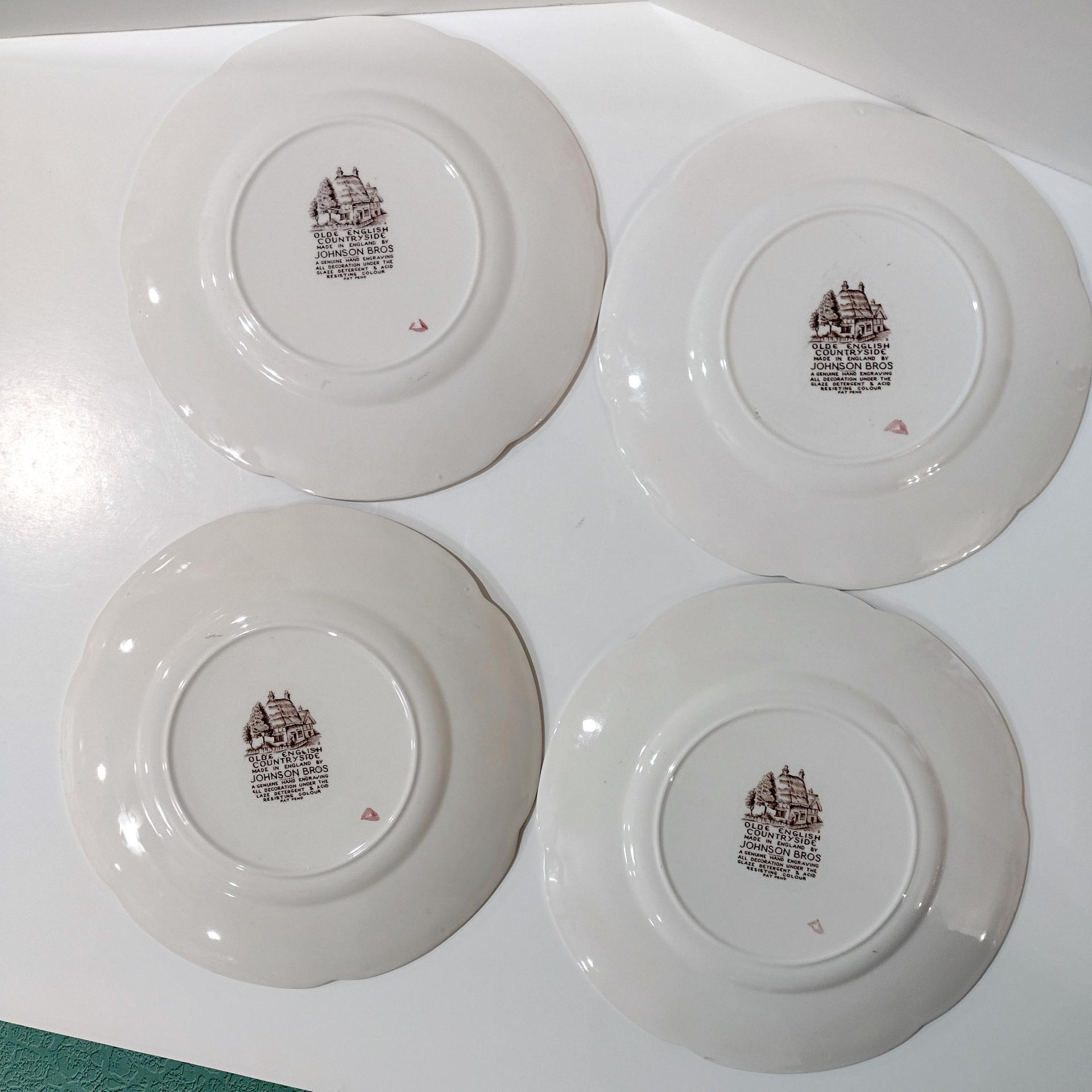 Vintage Johnson Brothers Olde English Countryside Brown Multi Color Dinner Plates, Set of 4