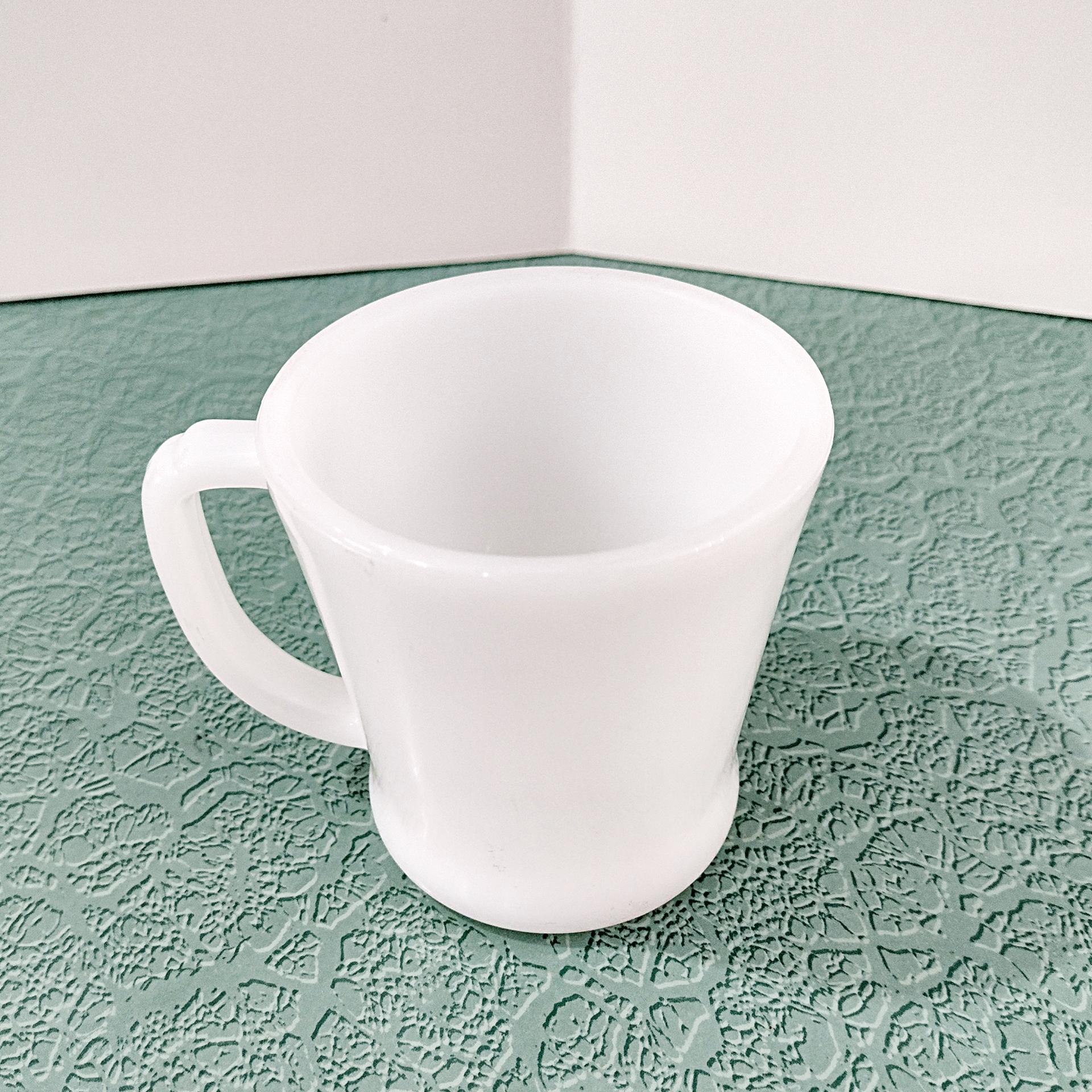 Vintage Anchor Hocking Fire King White Milk Glass Coffee Tea Mug