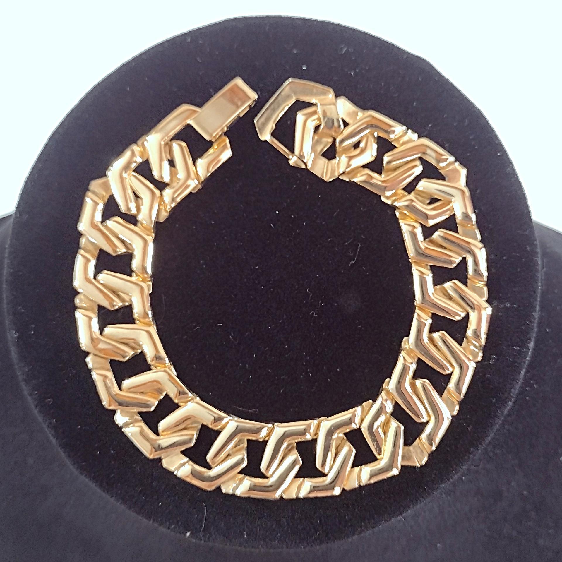 Vintage Gold Toned 7 Inch Flat Large Cuban Link Chain Bracelet