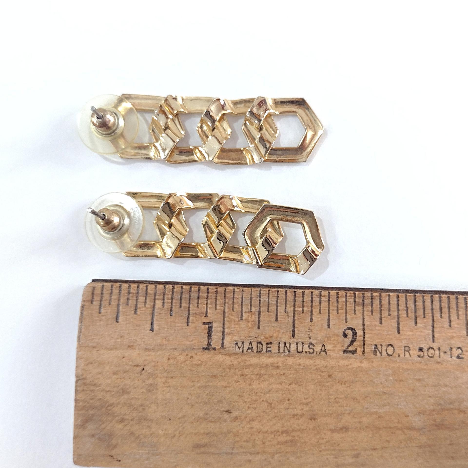 Vintage Gold Toned Large Cuban Link Chain Dangle Drop Earrings