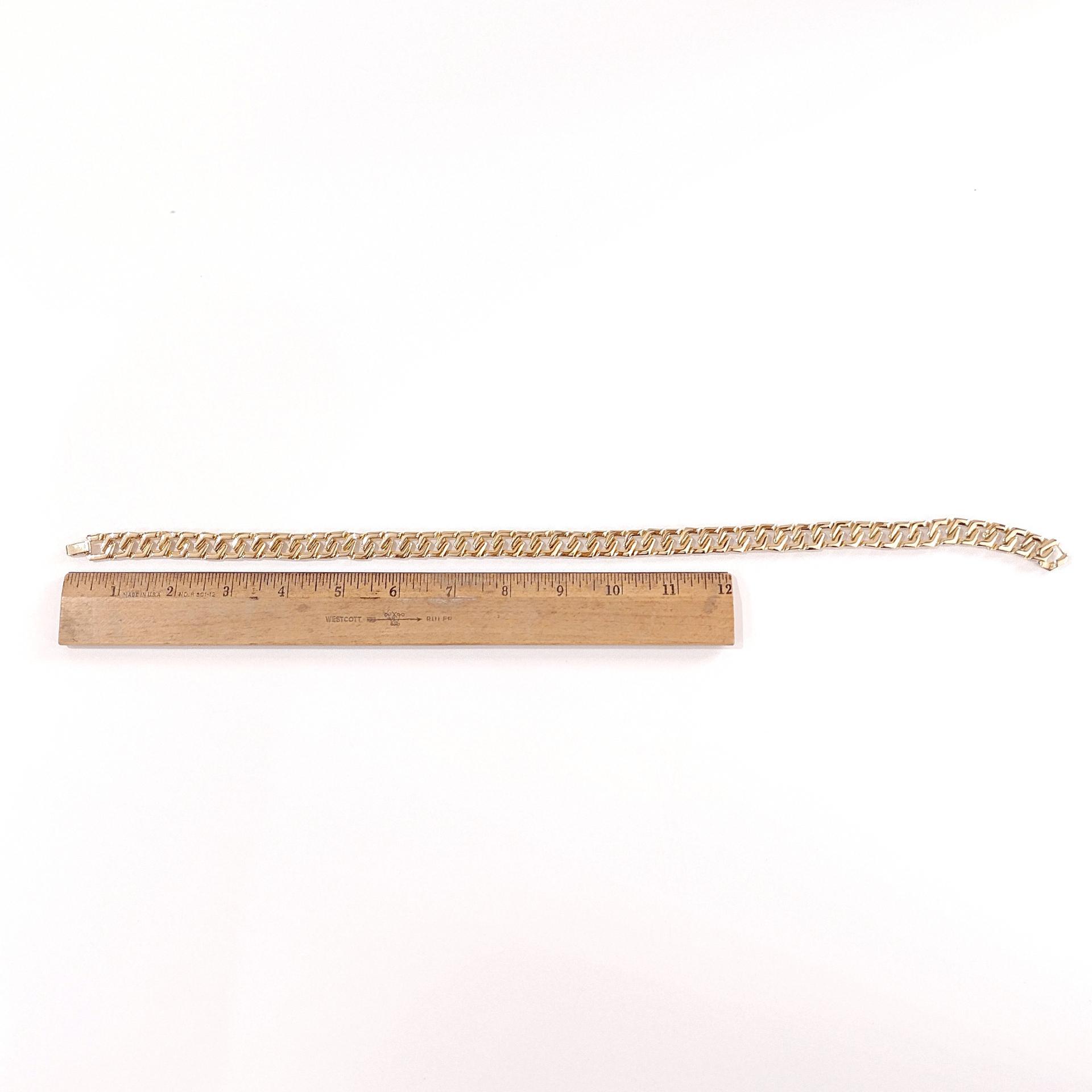 Vintage Gold Toned 18 Inch Flat Large Cuban Link Chain Necklace
