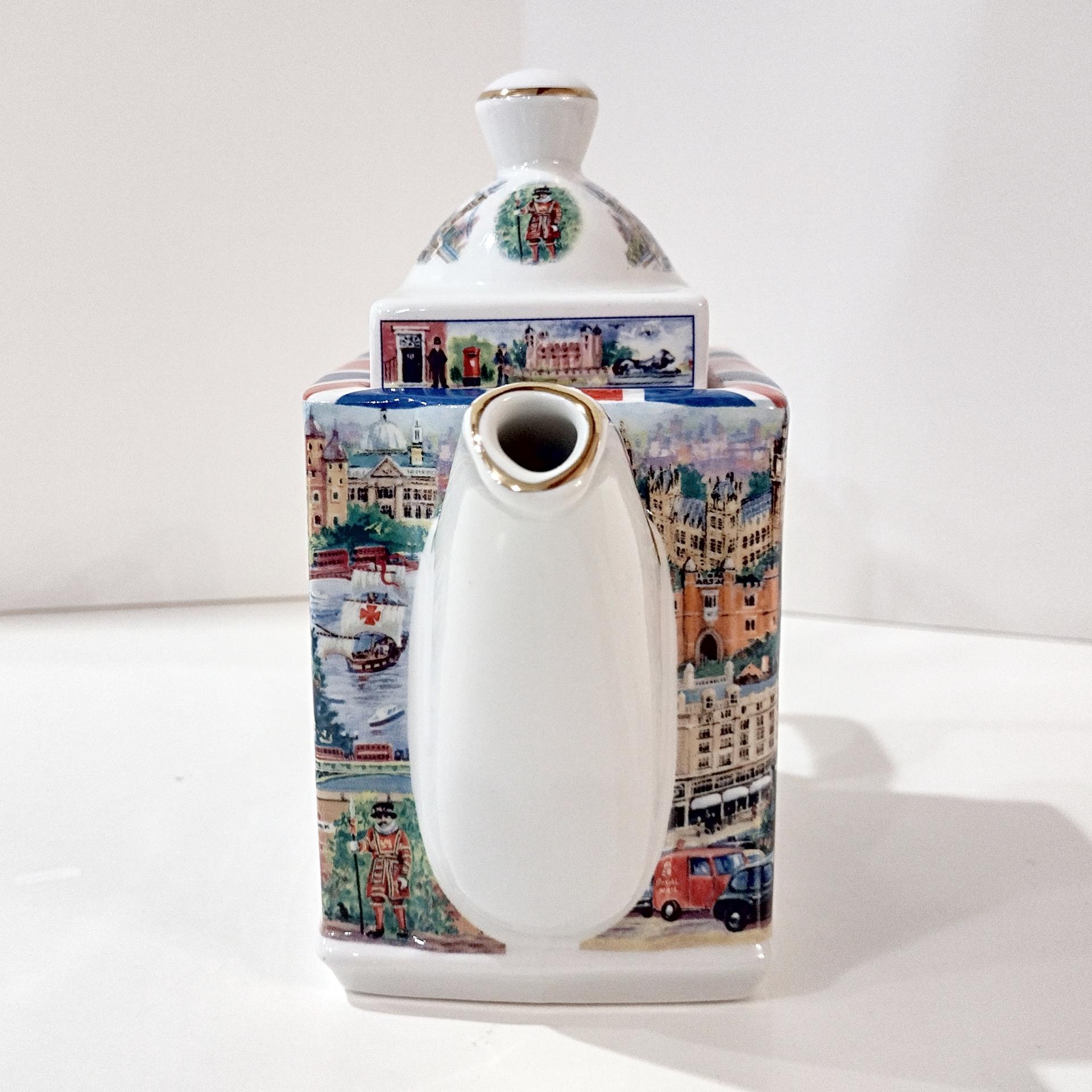 Vintage James Sadler City of London Teapot, Best of British Collection Tea Pot
