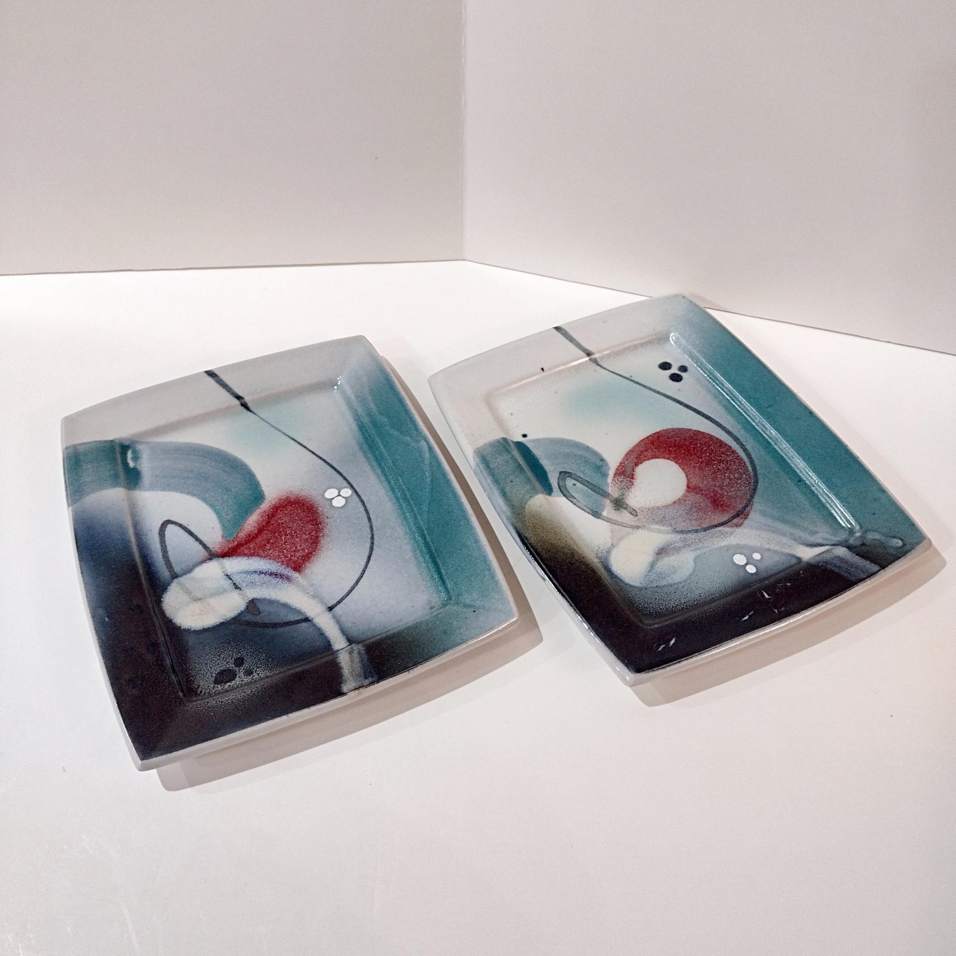 Vintage Abstract Ceramic Plates Trays, Set of Two, Signed Loren Lukens Hand Crafted Artisan Pottery Plates