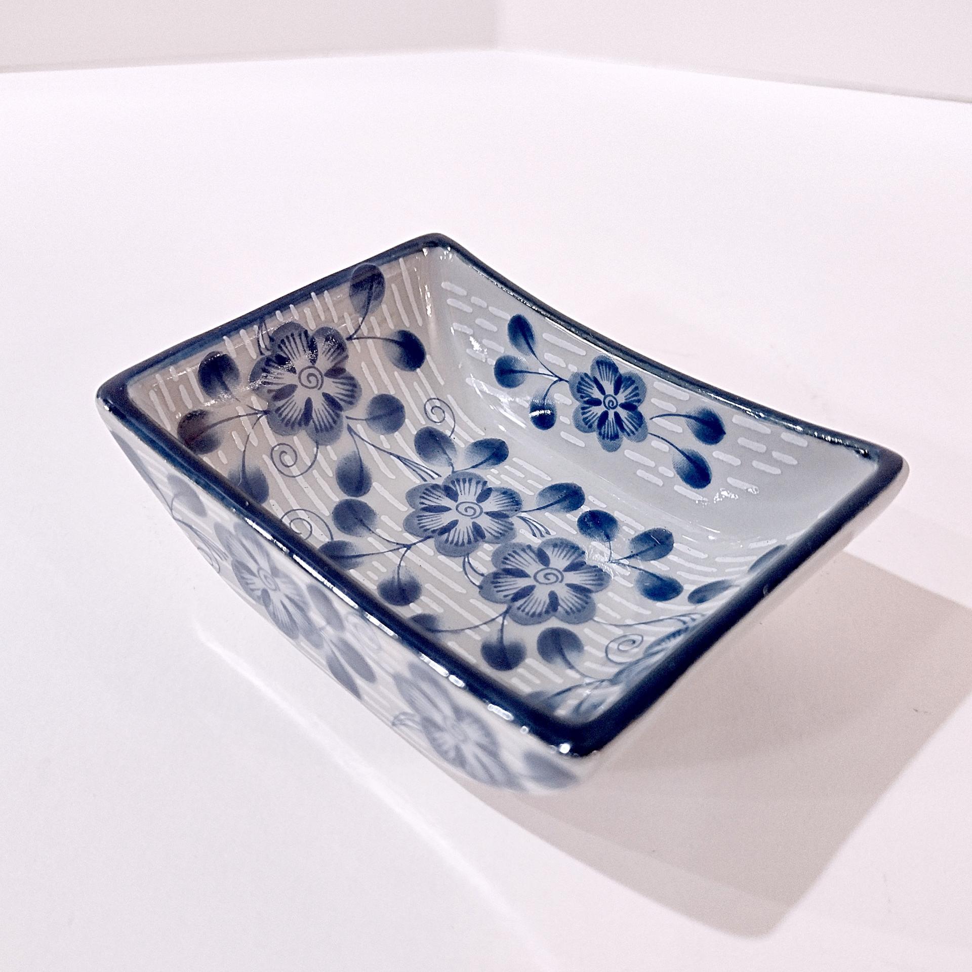 Vintage Korean Ma-Gal Blue Floral Sauce Condiment Bowls with Original Box, Set of 5, Ingredient Spice Bowls
