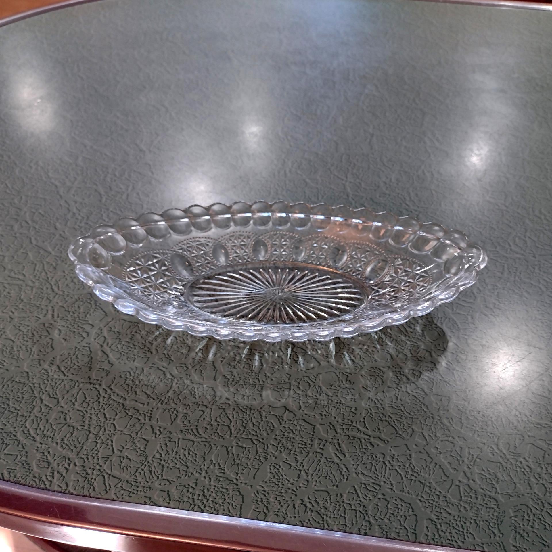 Antique Oval Pickle Dish, US Glass State of Oregon Beaded Loop Pattern