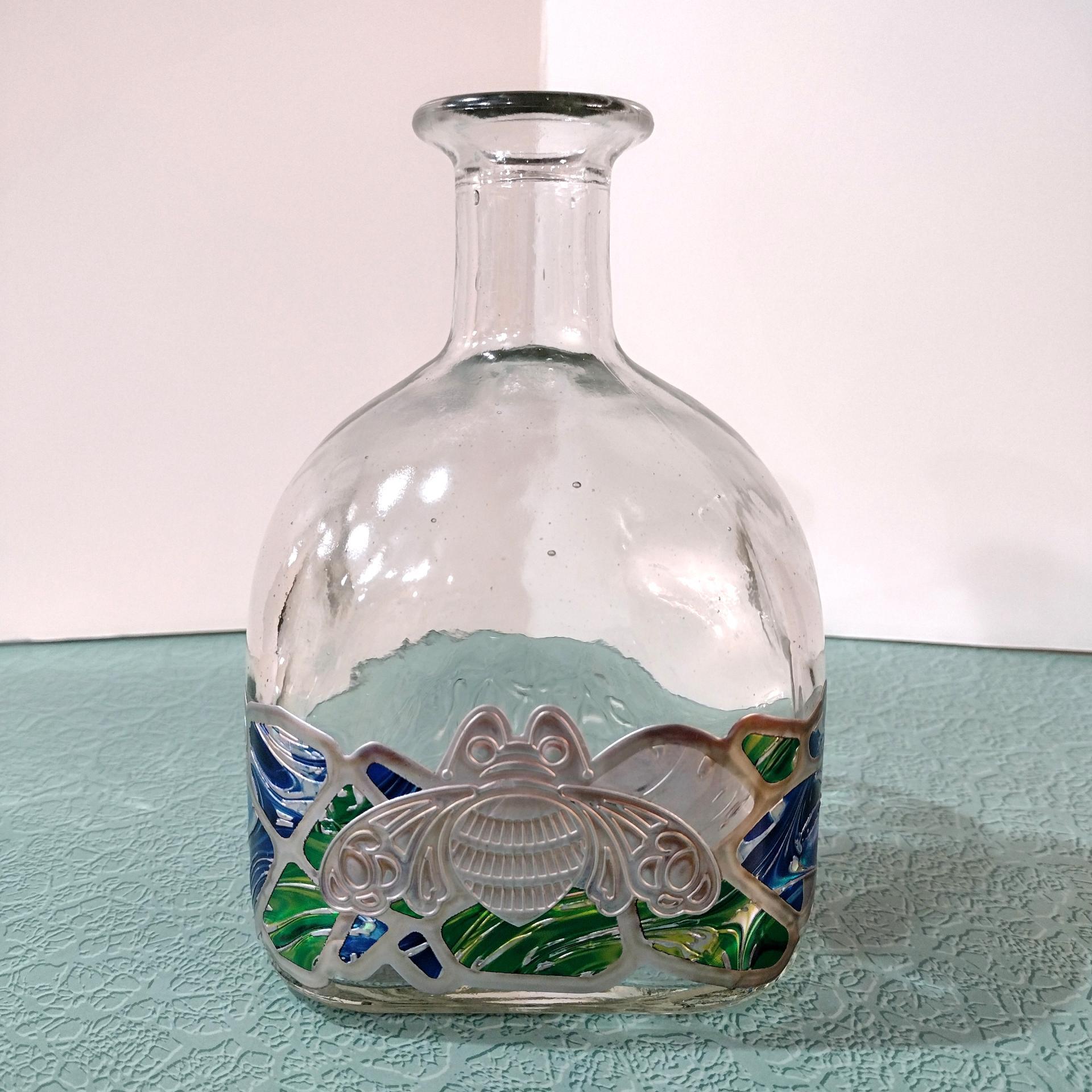 Vintage Patron Tequila Silver Bee Limited Edition Liquor Bottle