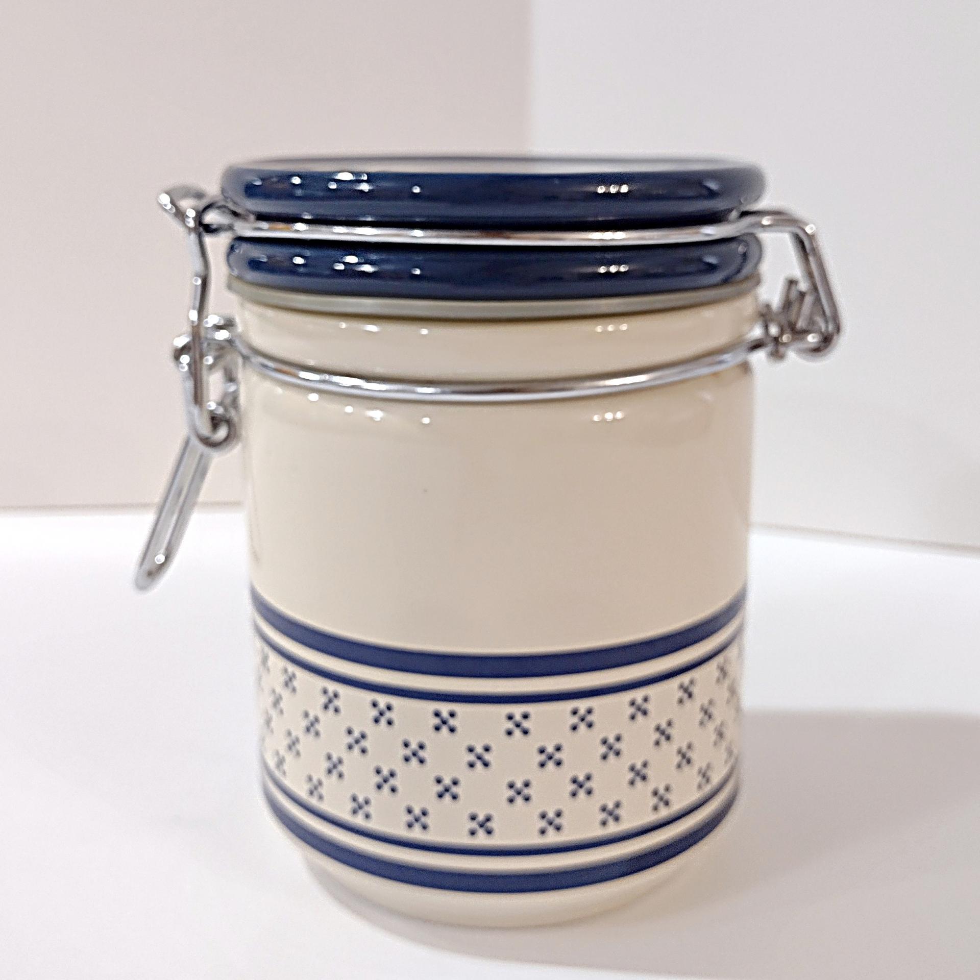 Vintage Blue and White Ceramic Jar Canister with Metal Wire Clamp Lid, Potpourri Press Kitchen Storage Canister