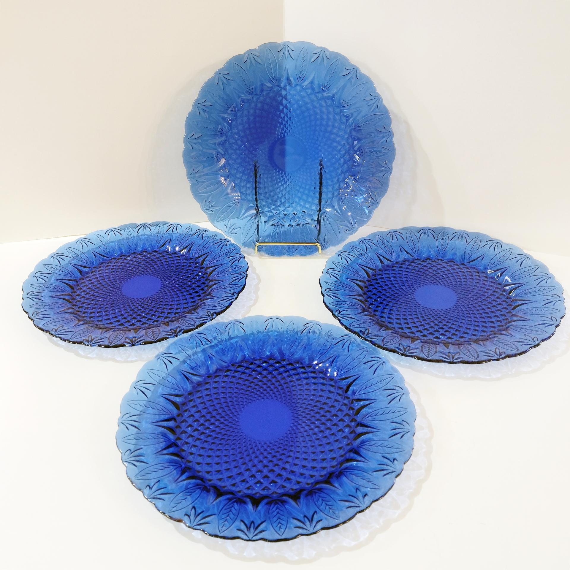 Vintage Arcoroc Avon Royal Sapphire Blue Dinner Plates, Set of Four