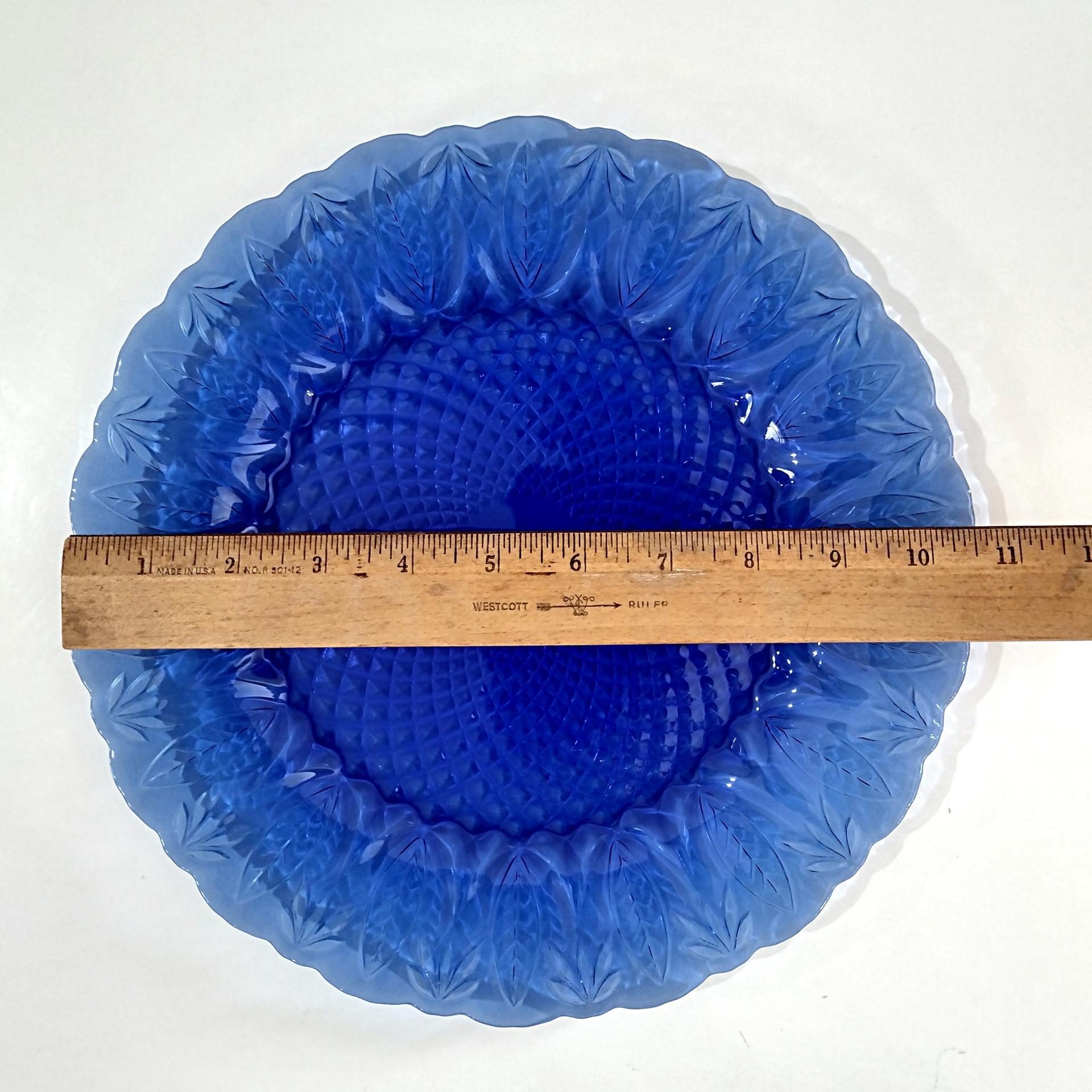 Vintage Arcoroc Avon Royal Sapphire Blue Dinner Plates, Set of Four